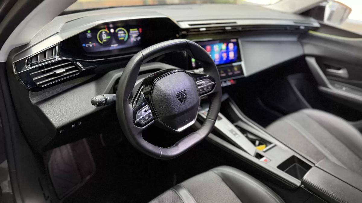 peugeot-308-sw-2022-hibrido-1598cc