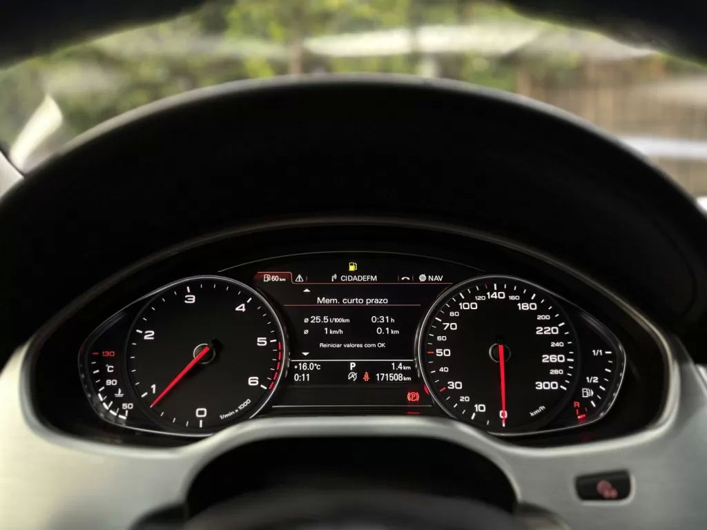 audi-a8-2016-diesel-2967cc