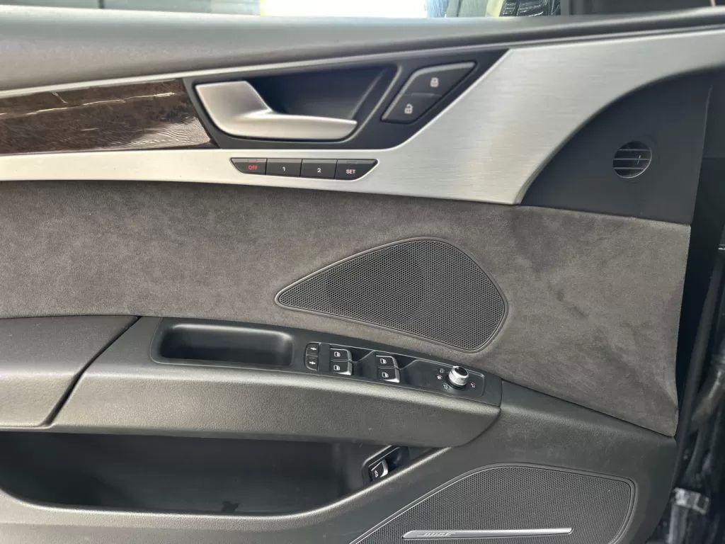 audi-a8-2016-diesel-2967cc