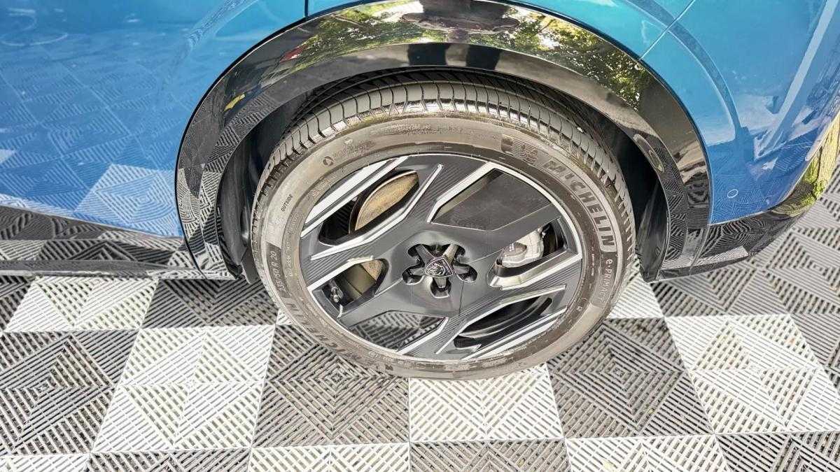 peugeot-e-3008-2024-eletrico-200cc