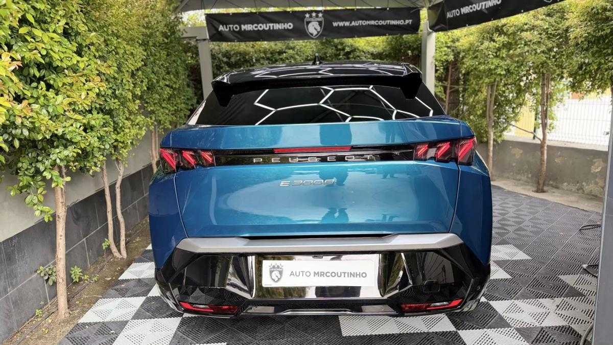 peugeot-e-3008-2024-eletrico-200cc