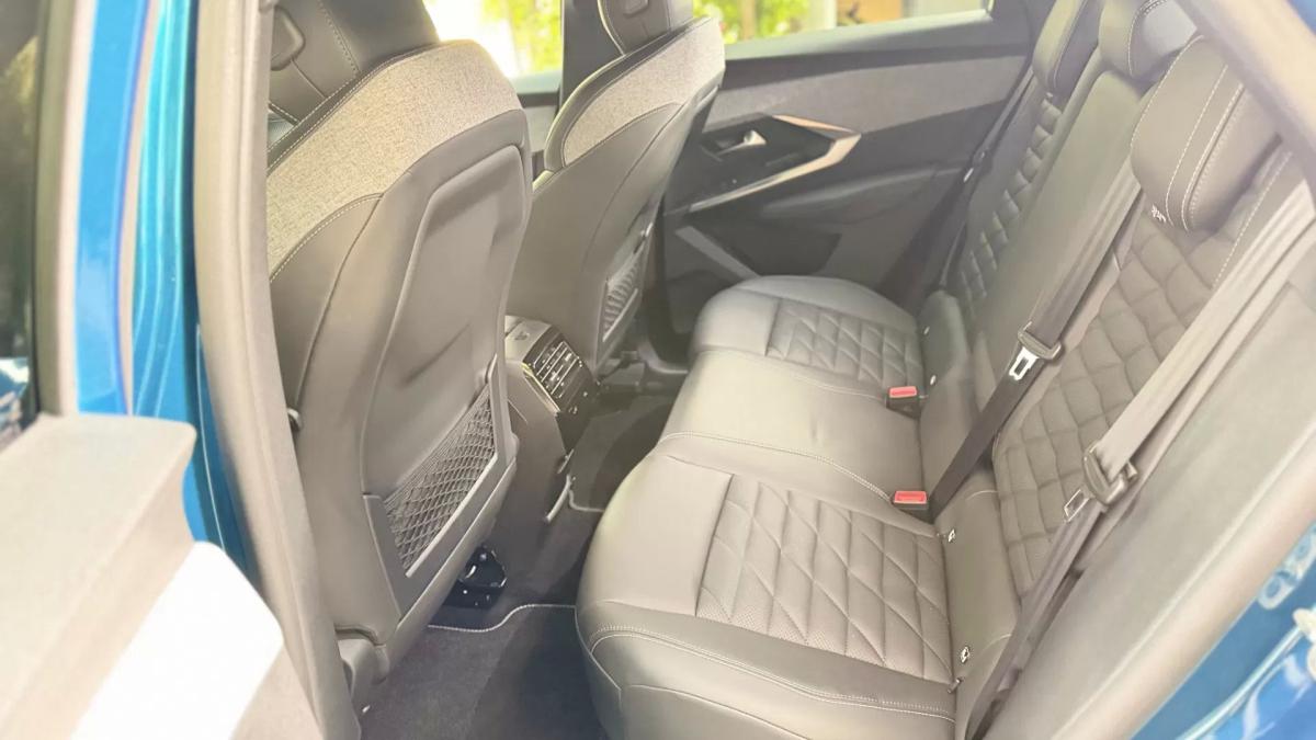 peugeot-e-3008-2024-eletrico-200cc