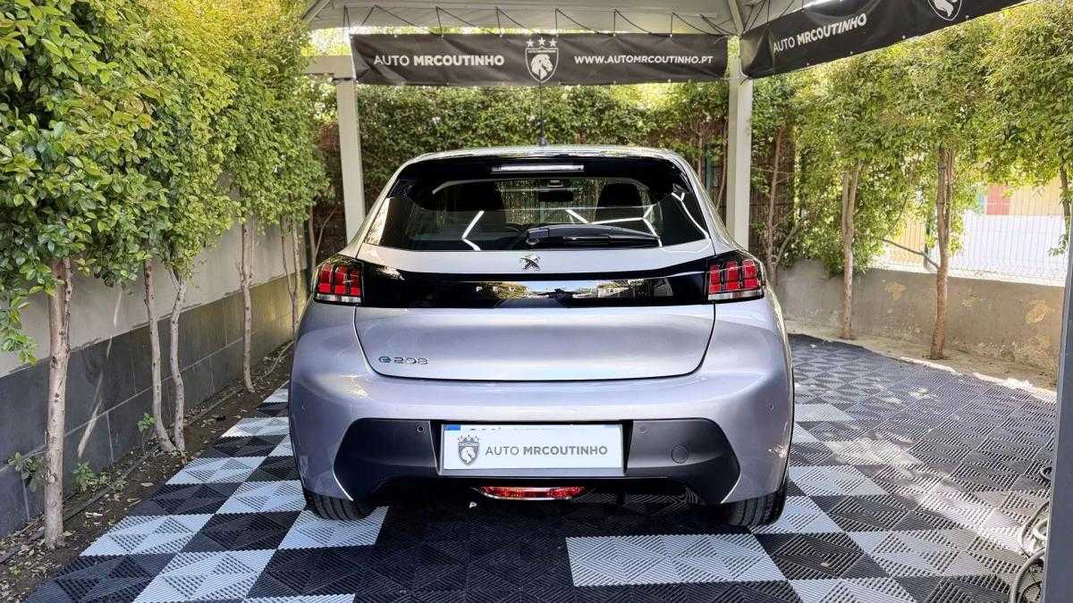 peugeot-e-208-2024-eletrico-200cc