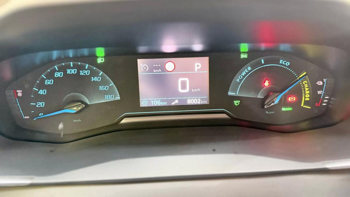peugeot-e-208-2024-eletrico-200cc