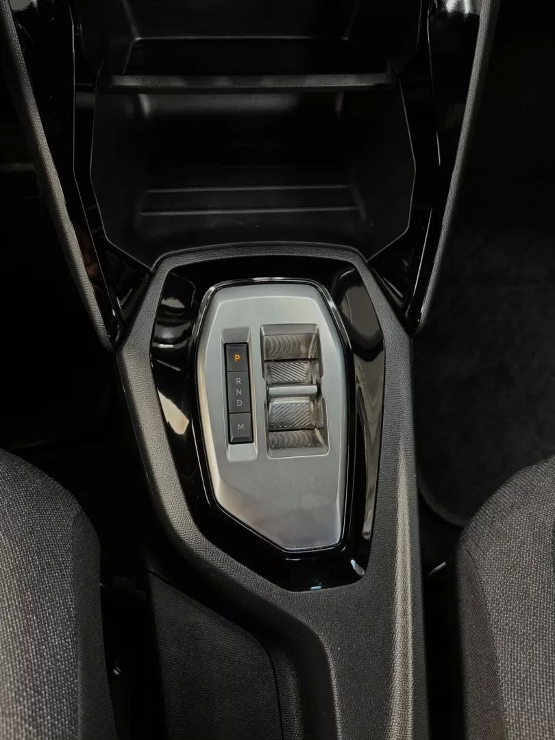 peugeot-2008-2025-gasolina-1199cc