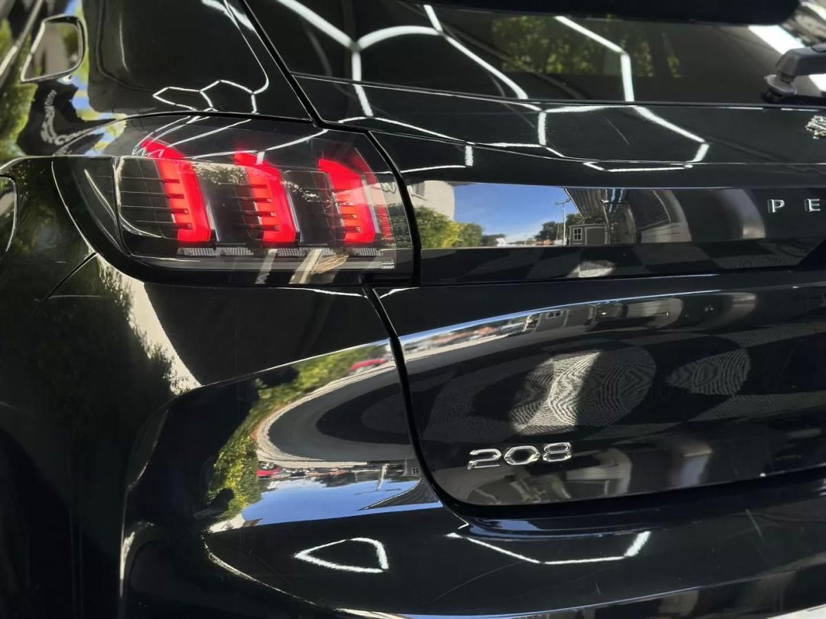 peugeot-208-2023-gasolina-1199cc