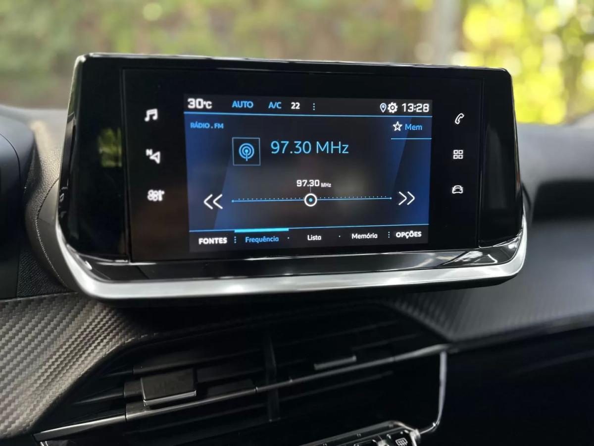 peugeot-208-2023-gasolina-1199cc