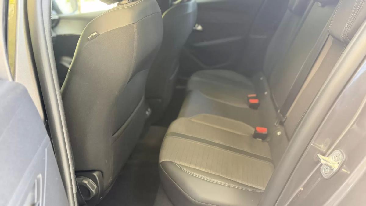 peugeot-208-2023-gasolina-1199cc
