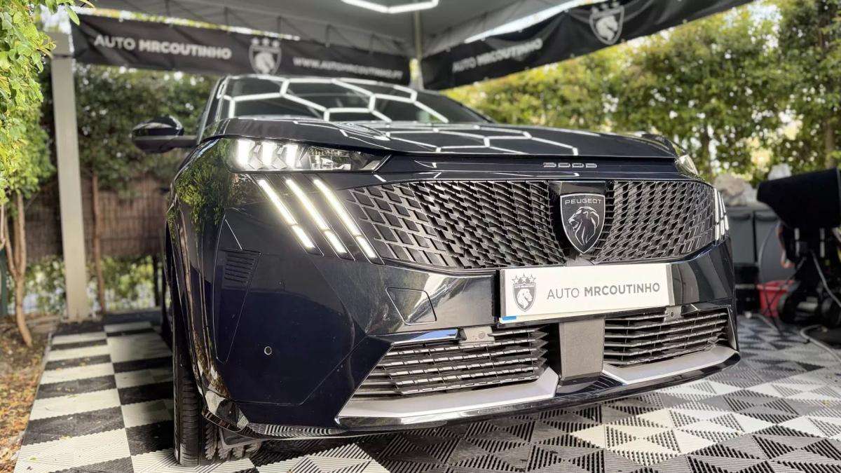 peugeot-e-3008-2025-eletrico-200cc