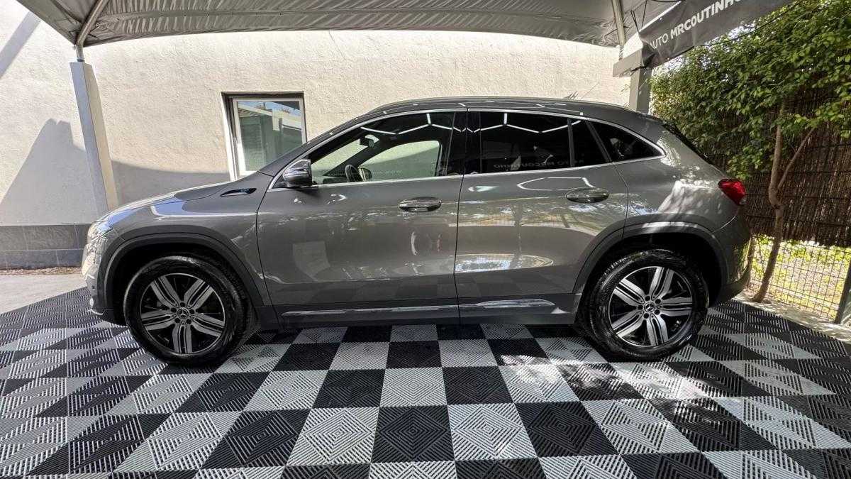 mercedes-benz-eqa-2022-eletrico-200cc