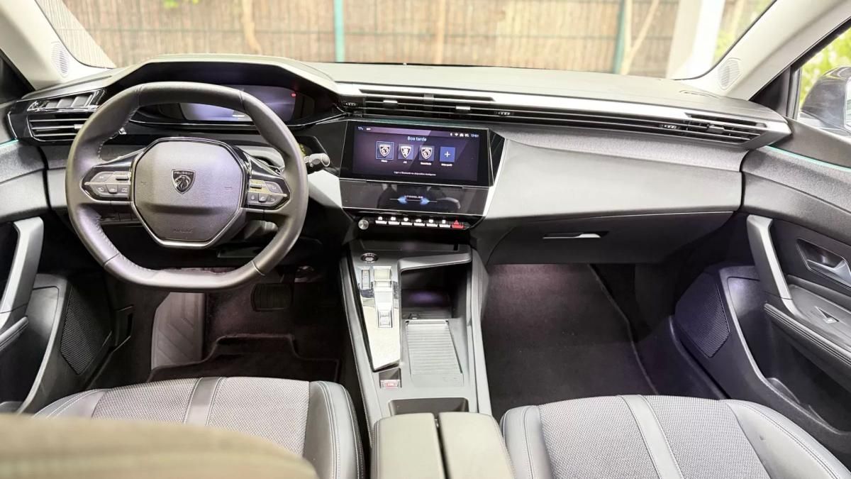 peugeot-308-sw-2022-gasolina-1199cc