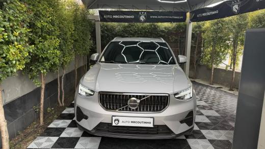 volvo-xc40-2023-hibrido-1477cc