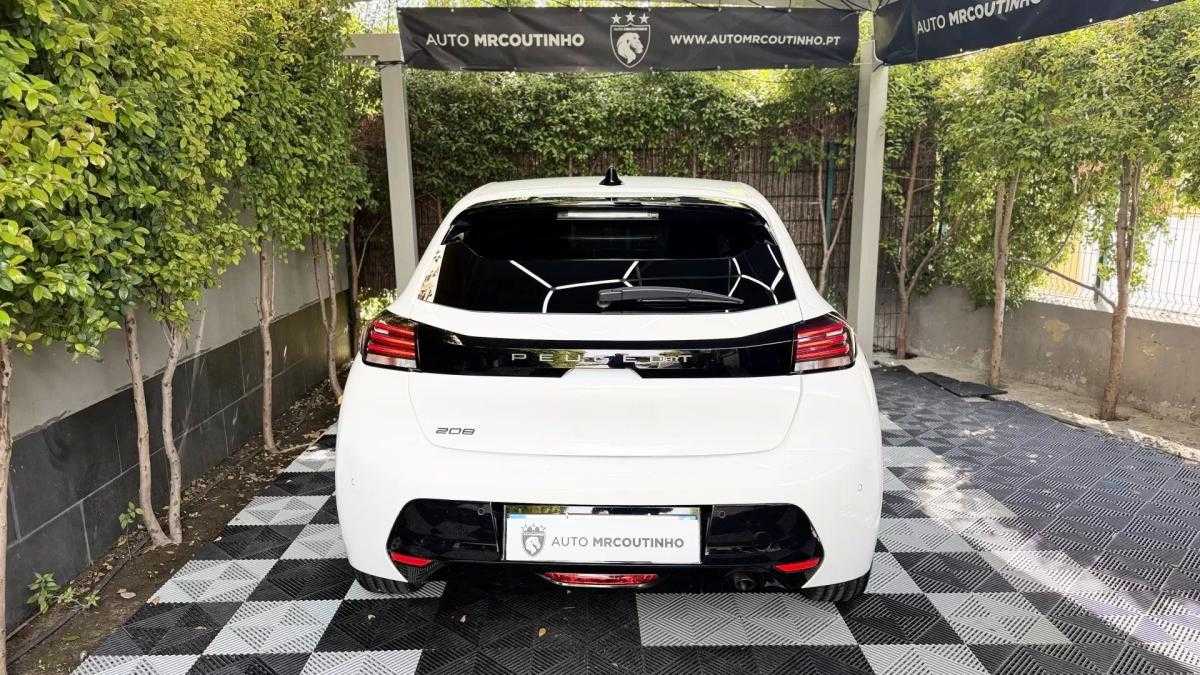 peugeot-208-2025-gasolina-1199cc