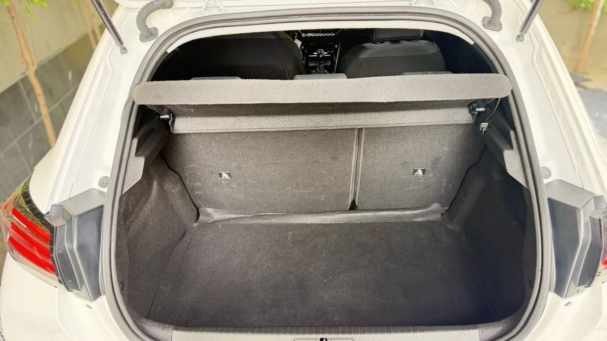 peugeot-208-2025-gasolina-1199cc