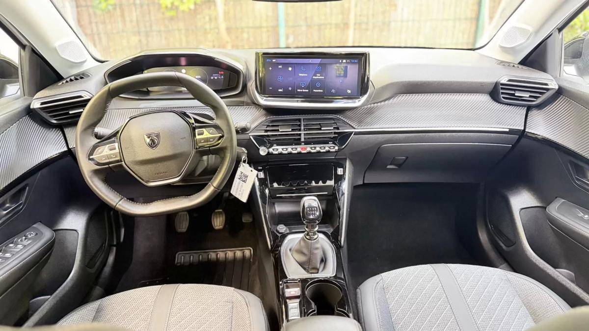 peugeot-208-2025-gasolina-1199cc