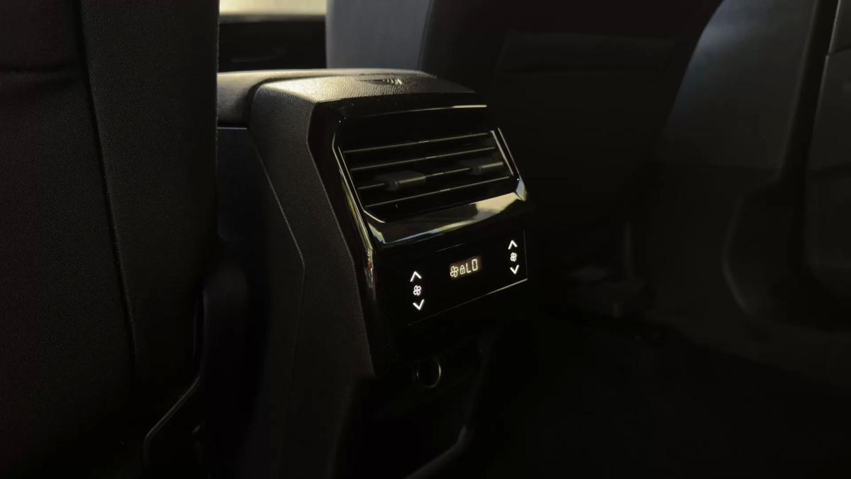 peugeot-5008-2026-gasolina-1199cc