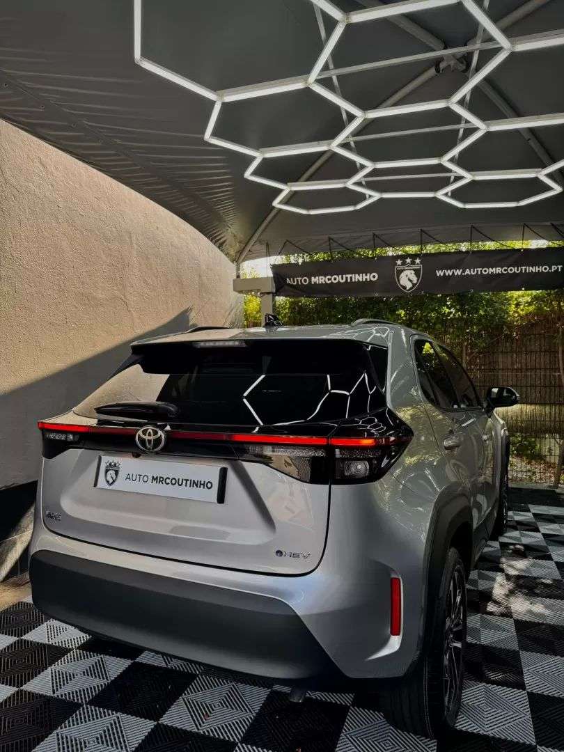 toyota-yaris-cross-2025-hibrido-a-gasolina-1490cc