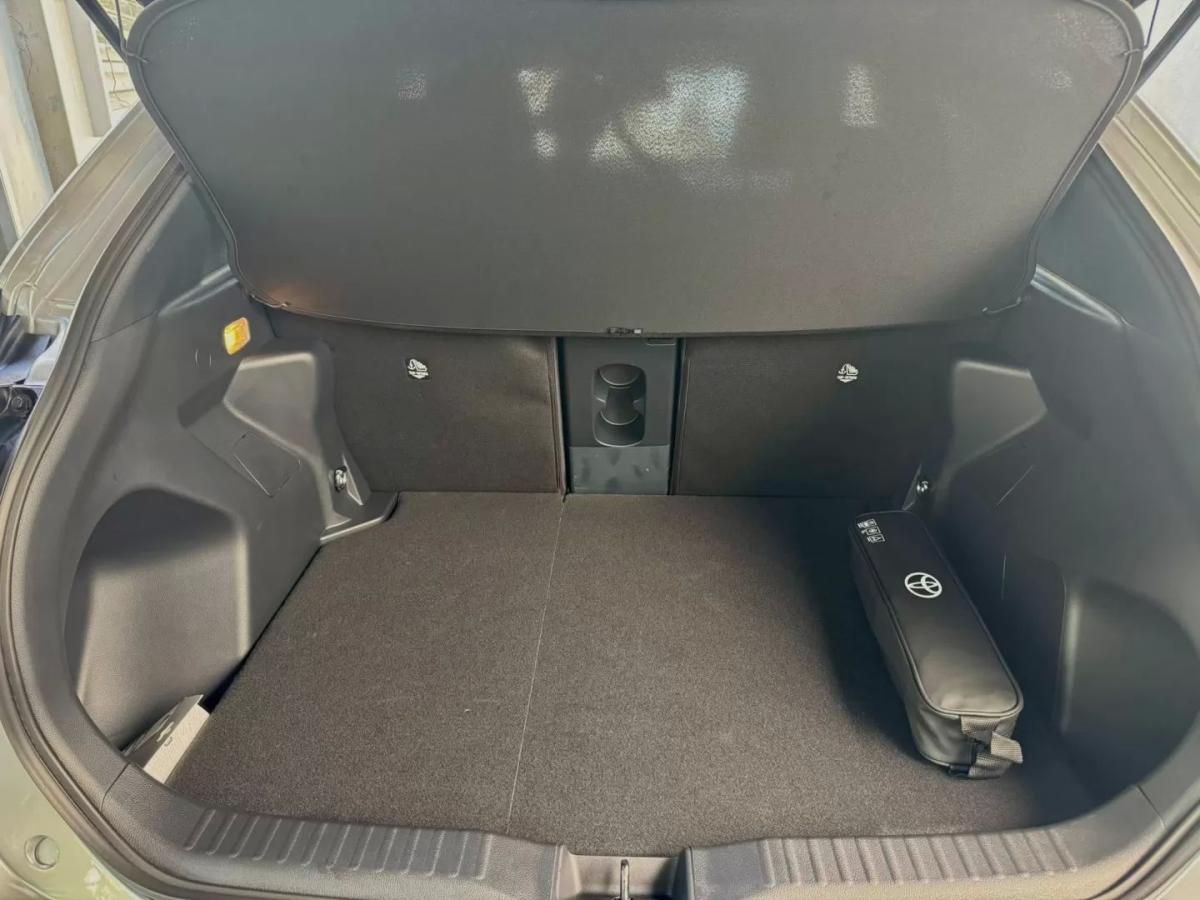 toyota-yaris-cross-2025-hibrido-a-gasolina-1490cc