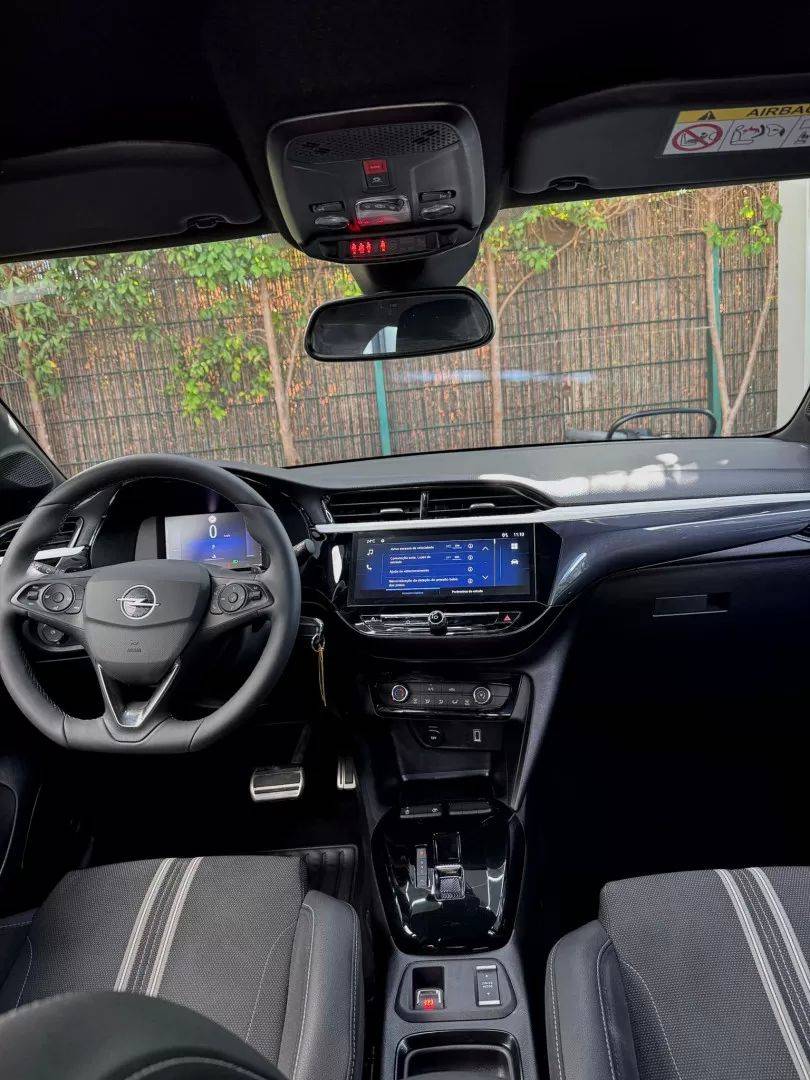 opel-corsa-2025-gasolina-1199cc