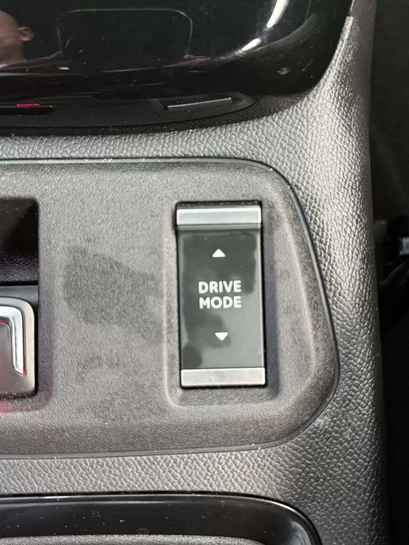 opel-corsa-2025-gasolina-1199cc