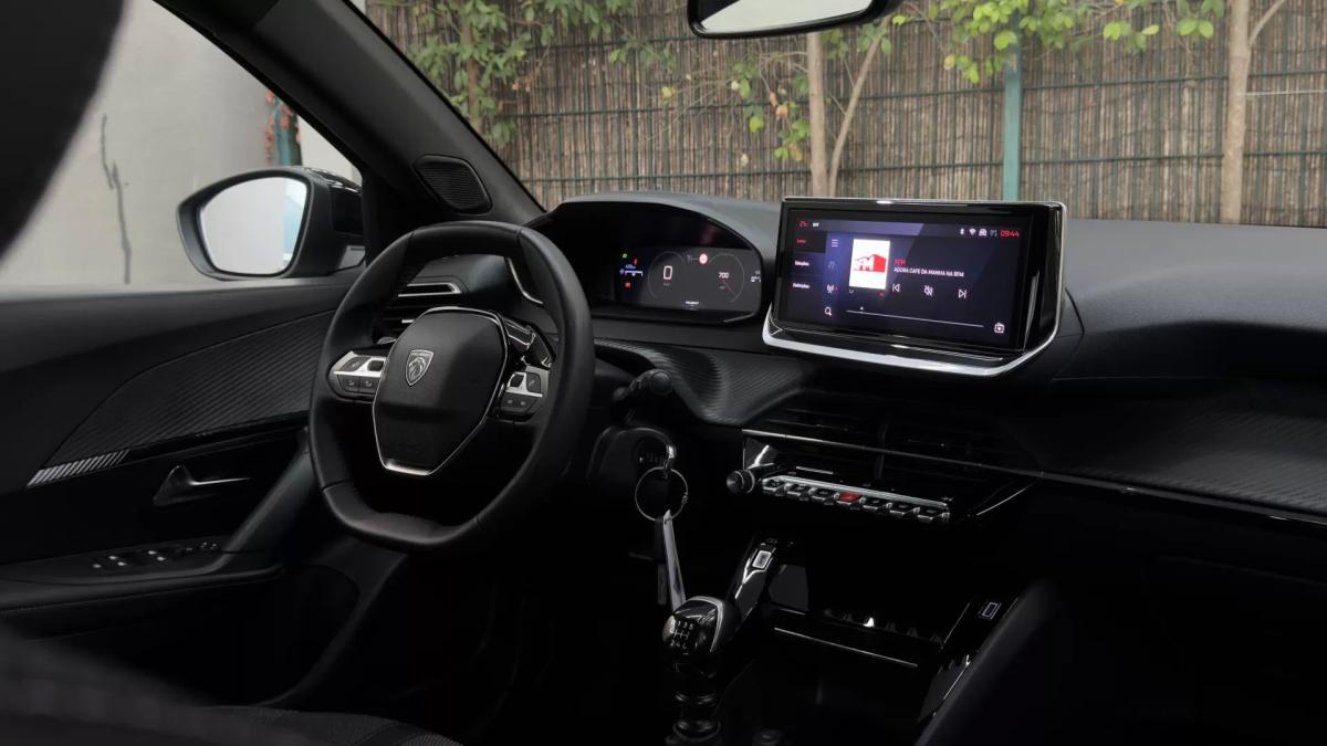 peugeot-2008-2024-gasolina-1199cc