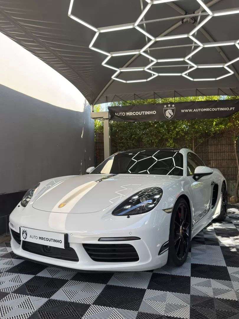 porsche-718-2018-gasolina-2497cc