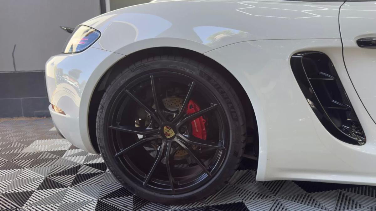 porsche-718-2018-gasolina-2497cc