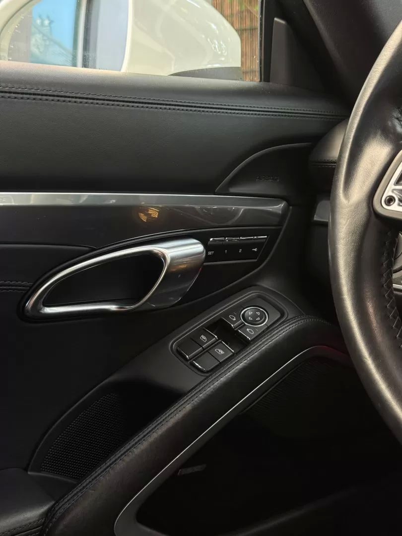 porsche-718-2018-gasolina-2497cc