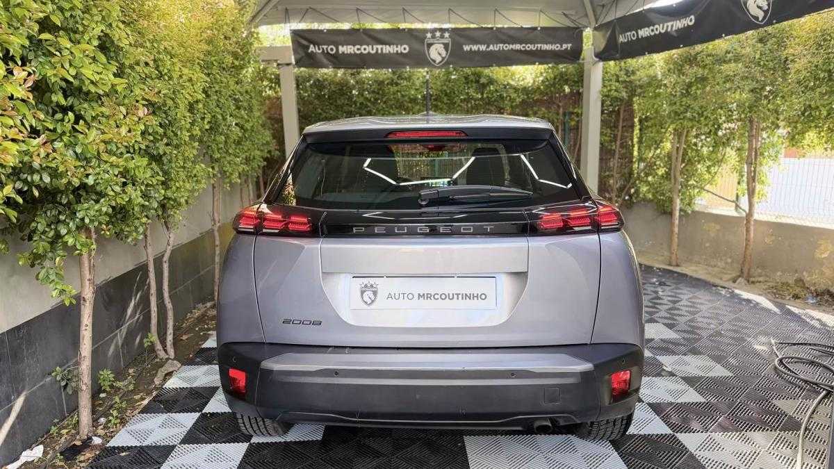 peugeot-2008-2025-gasolina-1199cc
