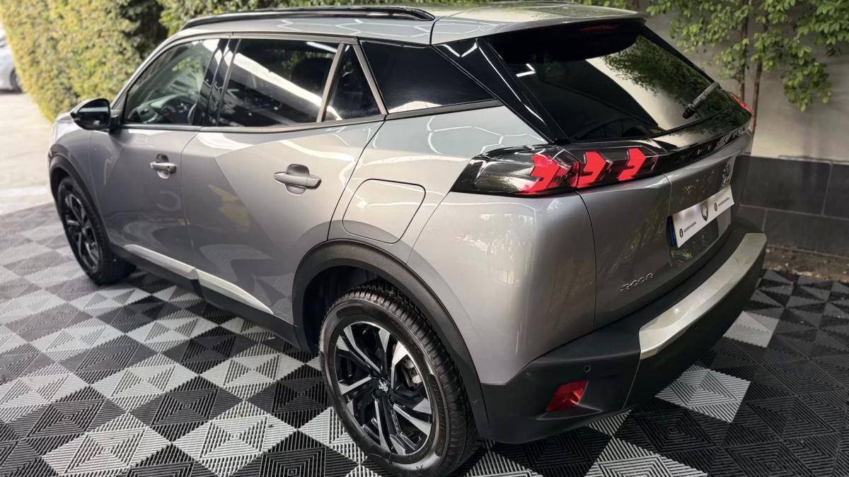 peugeot-2008-2022-gasolina-1199cc