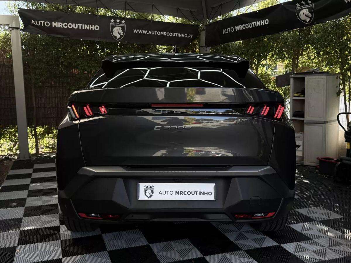 peugeot-e-3008-2025-eletrico-0cc
