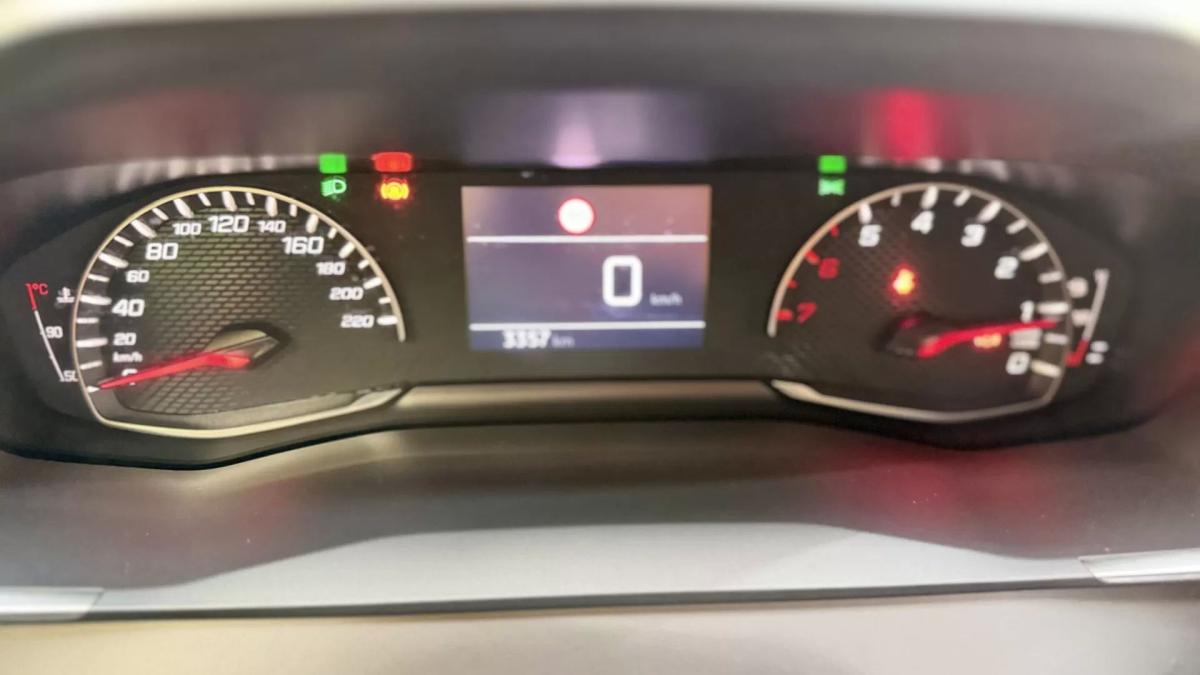 peugeot-2008-2025-gasolina-1199cc