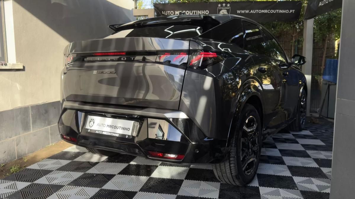 peugeot-e-3008-2025-eletrico-0cc