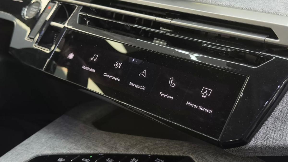 peugeot-e-3008-2025-eletrico-0cc