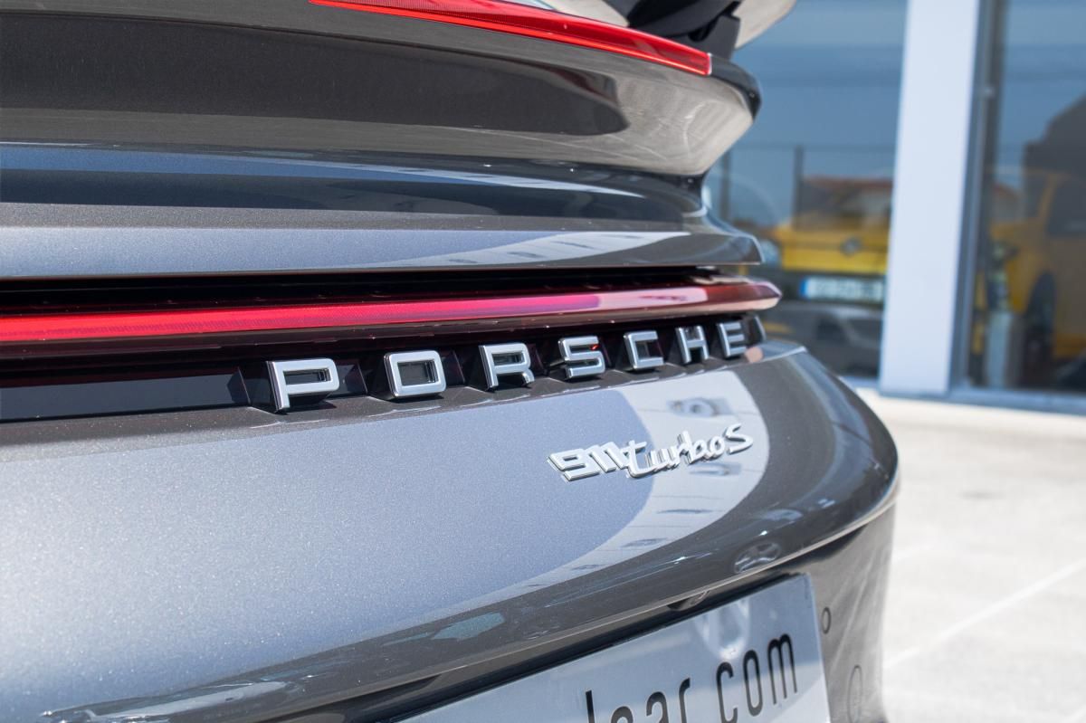 porsche-992-2020-gasolina-3745cc