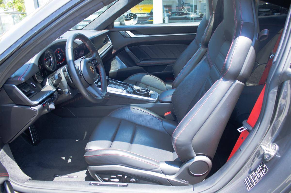 porsche-992-2020-gasolina-3745cc