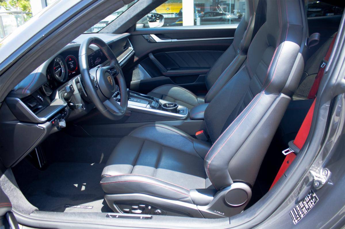 porsche-992-2020-gasolina-3745cc