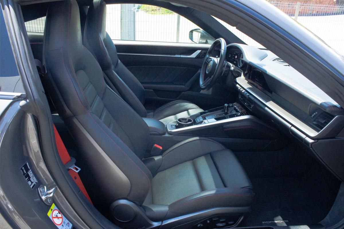 porsche-992-2020-gasolina-3745cc