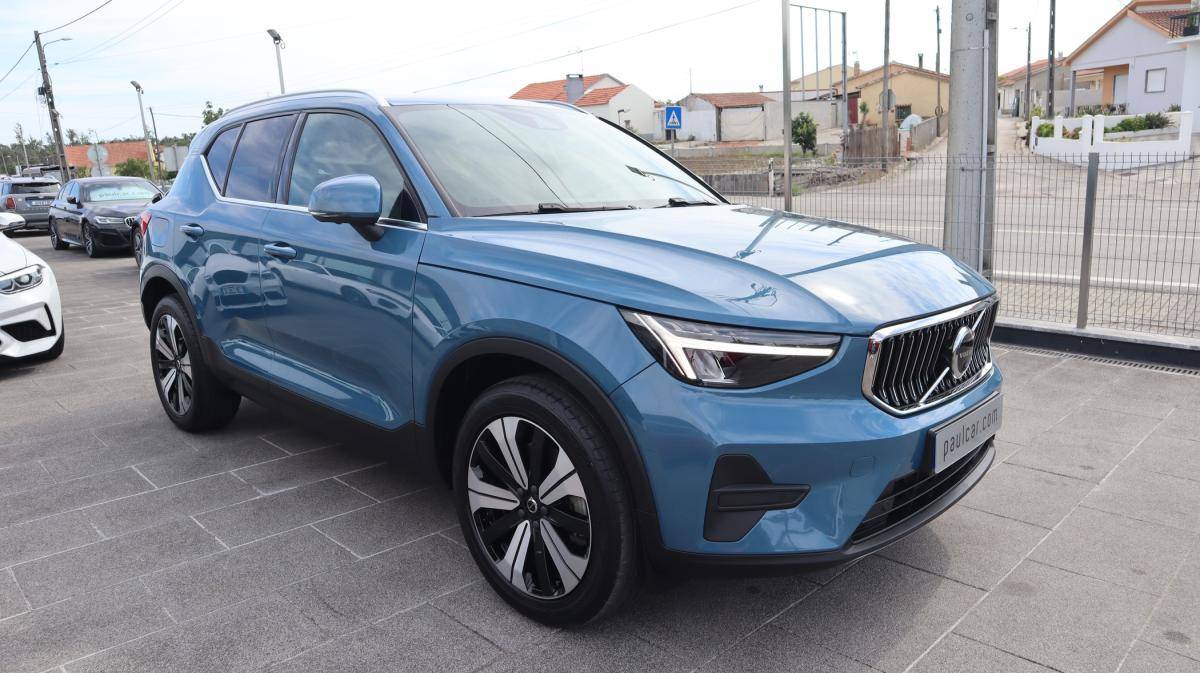 volvo-xc40-2022-hibrido-a-gasolina-1477cc