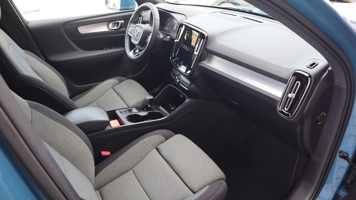 volvo-xc40-2022-hibrido-a-gasolina-1477cc