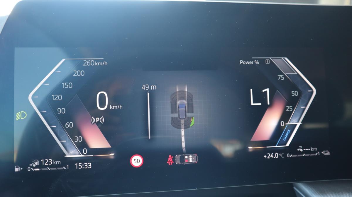 bmw-serie-2-2023-hibrido-a-gasolina-1499cc