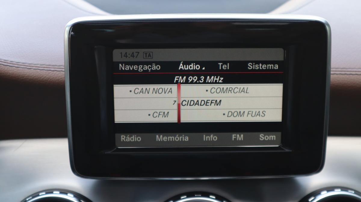 mercedes-benz-gla-2014-diesel-2143cc