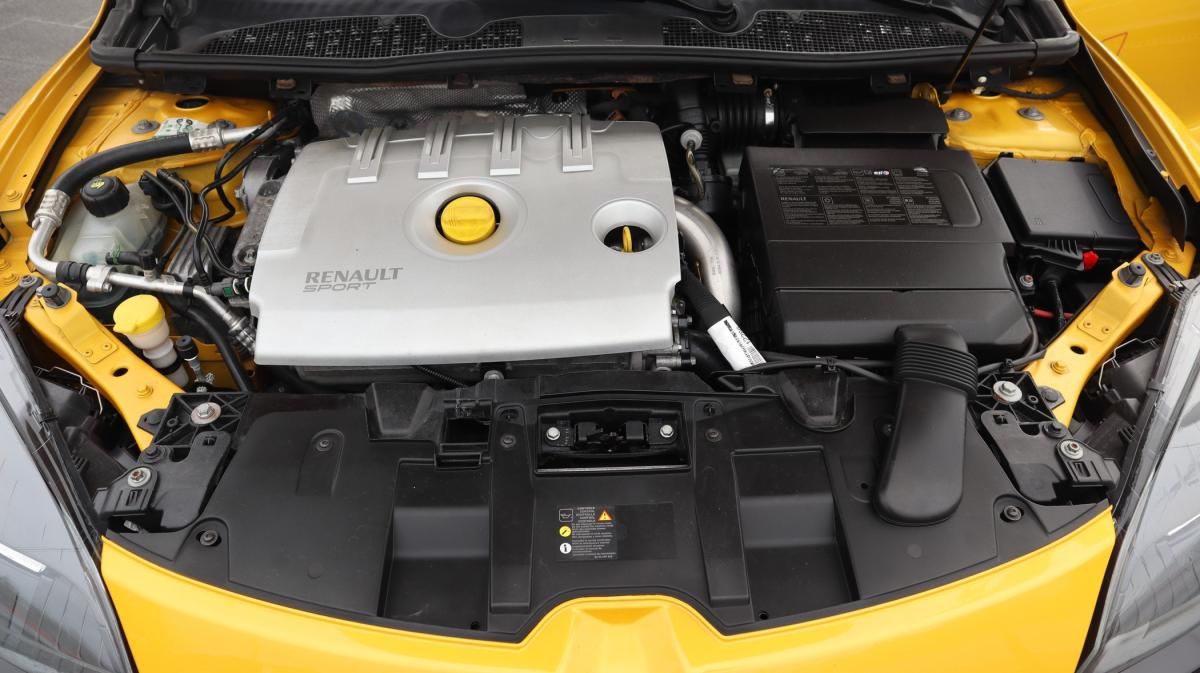 renault-megane-coupe-2011-gasolina-1998cc