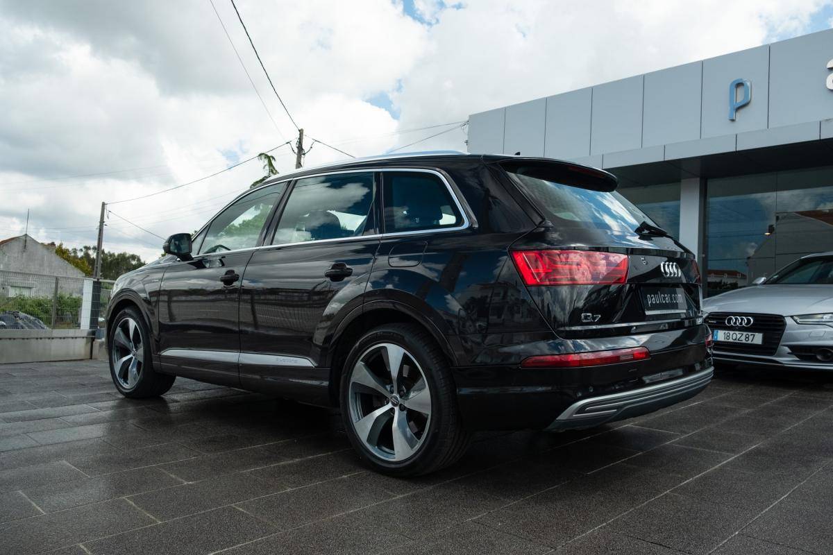 audi-q7-2016-hibrido-a-diesel-2967cc