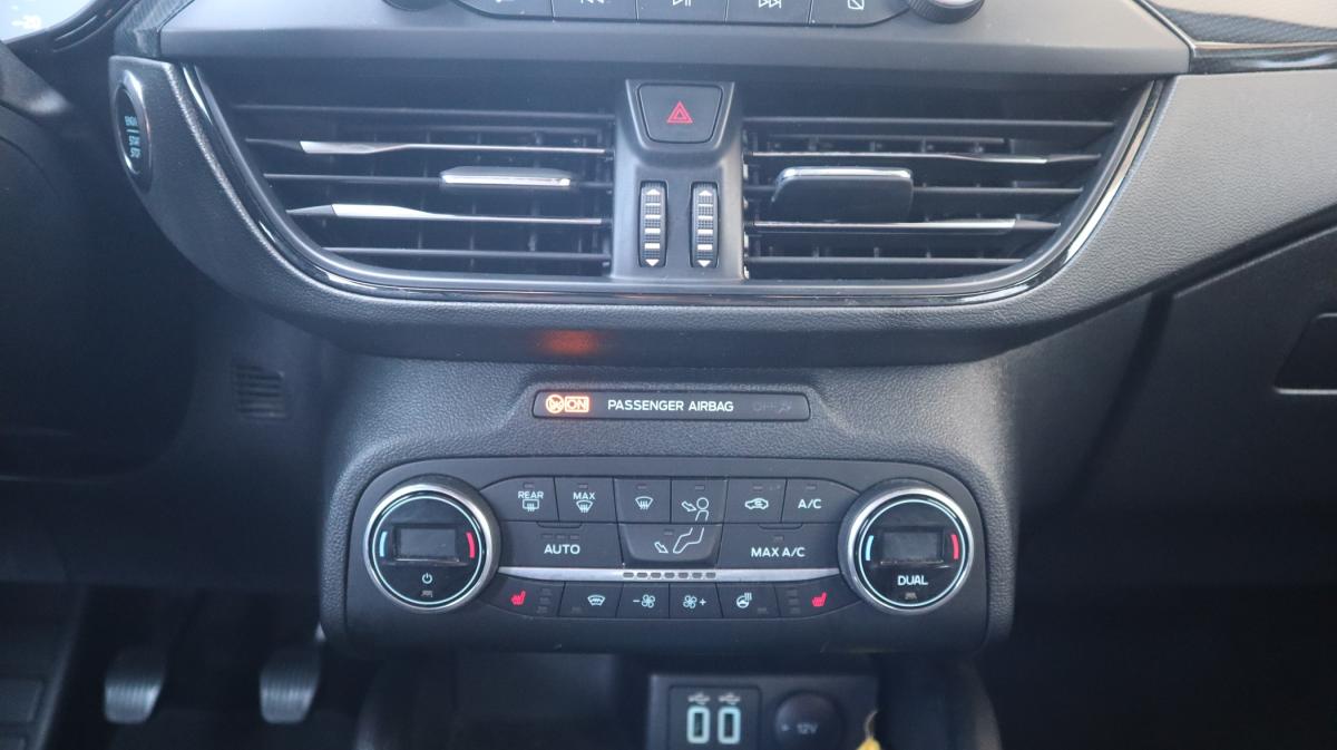 ford-focus-2022-gasolina-998cc