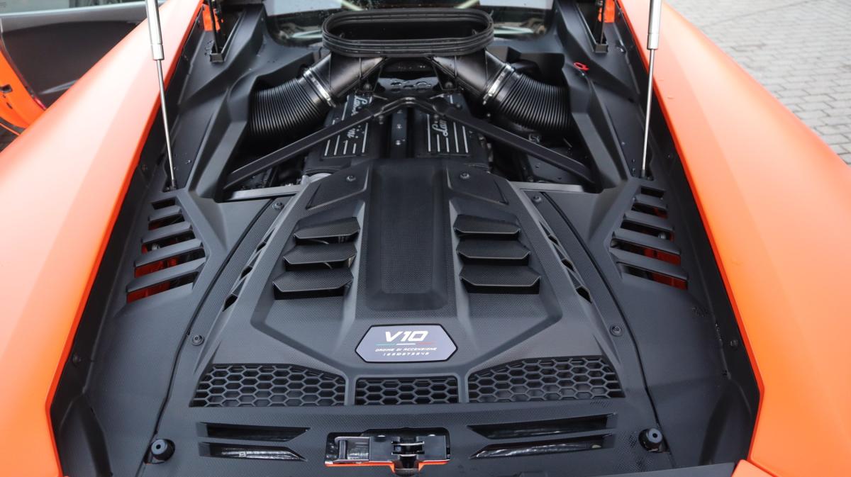 lamborghini-huracan-2024-gasolina-5204cc