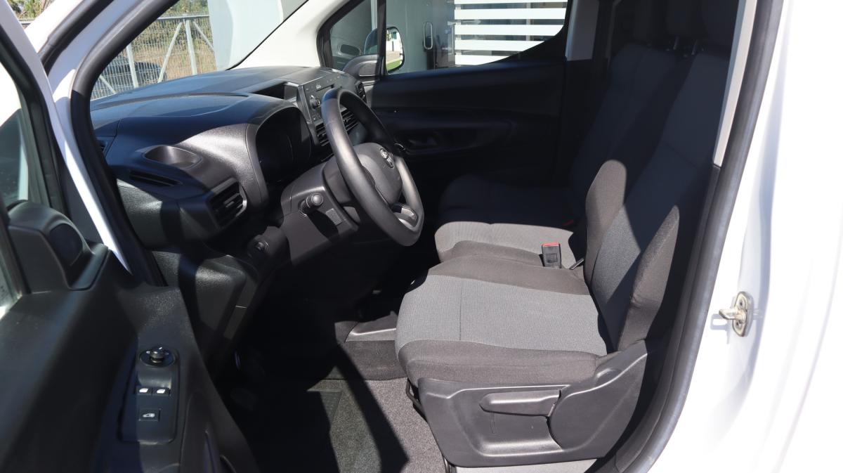 toyota-proace-2021-diesel-1499cc
