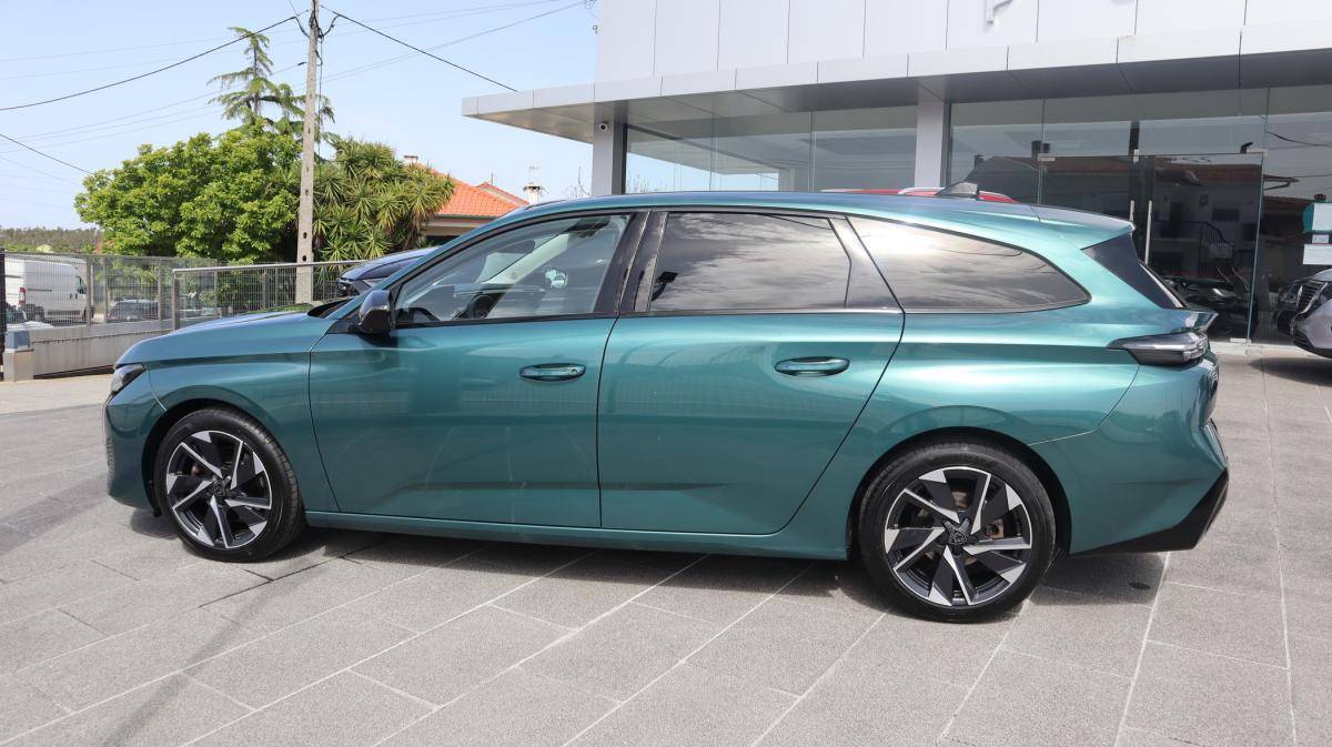 peugeot-308-sw-2022-diesel-1499cc