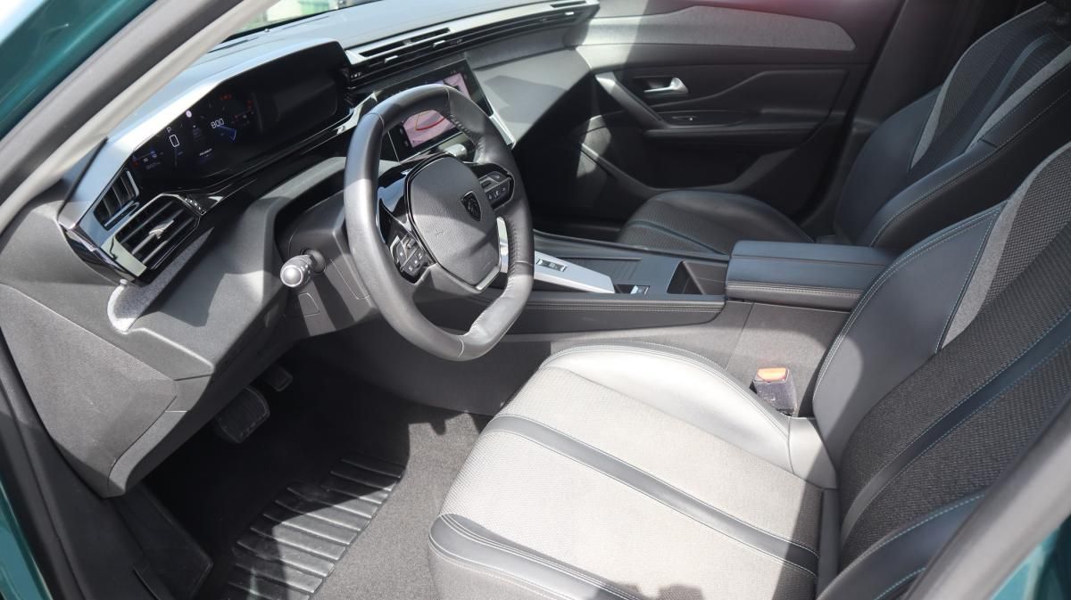 peugeot-308-sw-2022-diesel-1499cc