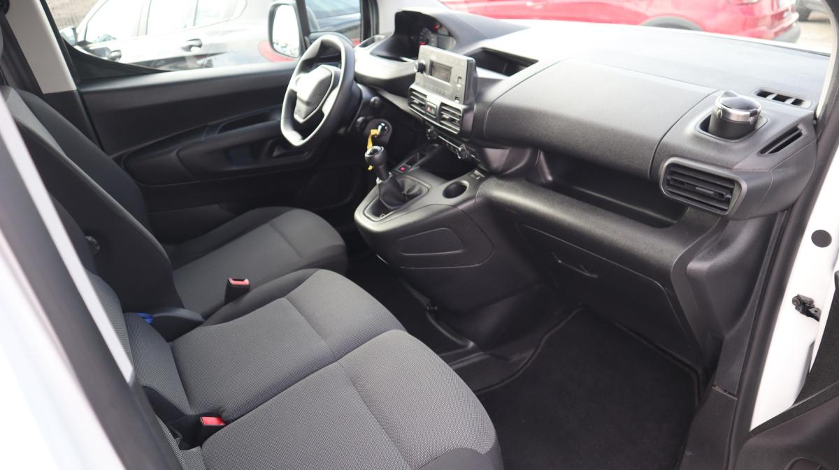 peugeot-partner-2019-diesel-1560cc
